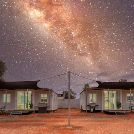 White Cliffs Self Contained Cabin Accommodation Dış mekan fotoğraf
