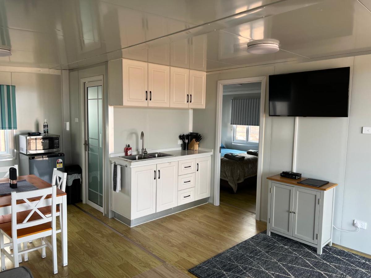 White Cliffs Self Contained Cabin Accommodation Dış mekan fotoğraf