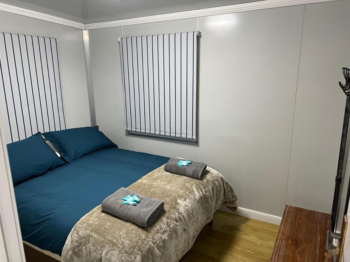 White Cliffs Self Contained Cabin Accommodation Dış mekan fotoğraf