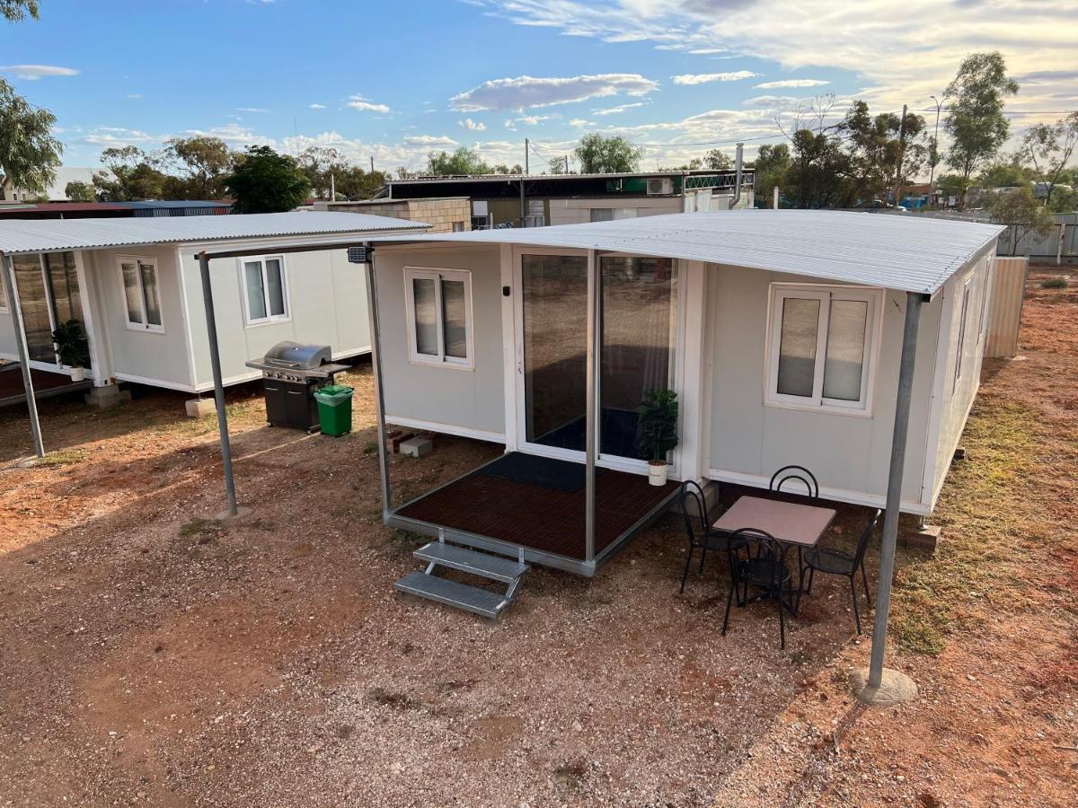 White Cliffs Self Contained Cabin Accommodation Dış mekan fotoğraf