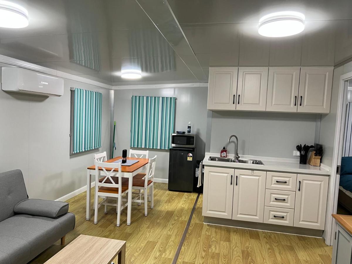 White Cliffs Self Contained Cabin Accommodation Dış mekan fotoğraf